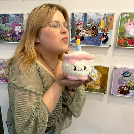 snackers happy birthday cake user photo