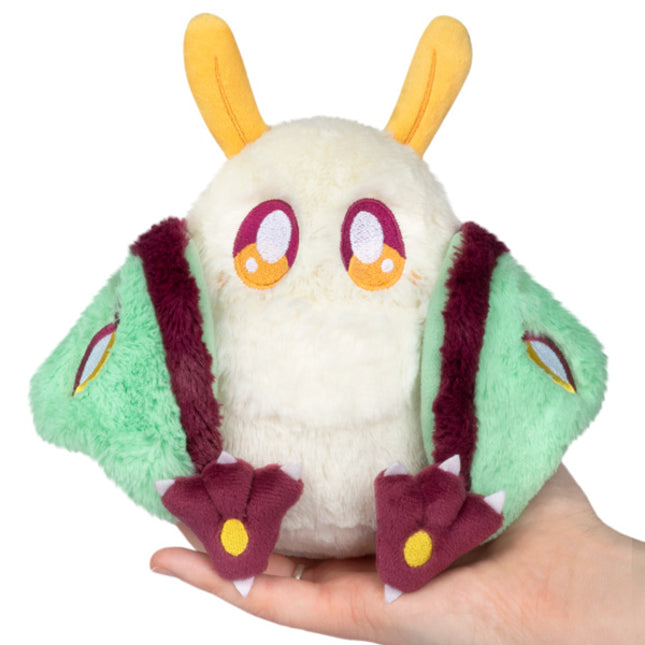 Alter Ego Luna Mothman Main View