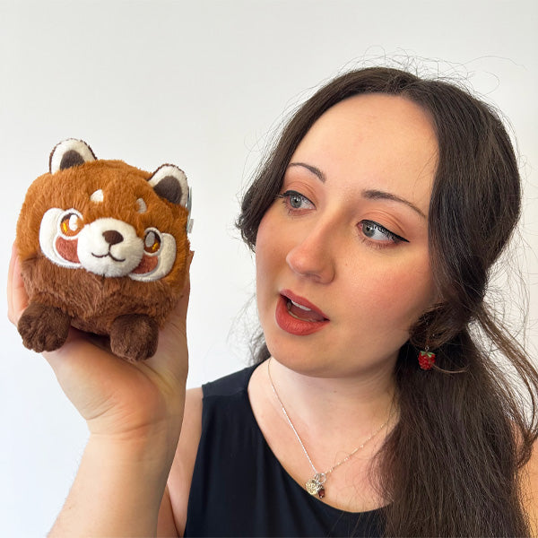 Snacker Red Panda S1E1 – Squishable