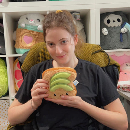 snackers avocado toast user1