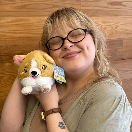 snacker baby corgi s1e4 user image