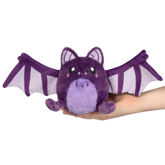 Snacker spooky bat front view